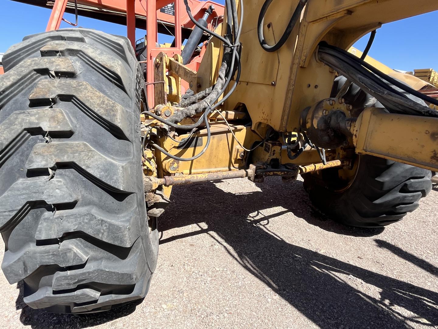 ./imagenes/INVOICE/2019/17644/MOTOCONFORMADORA JOHN DEERE 772BH (16).JPG